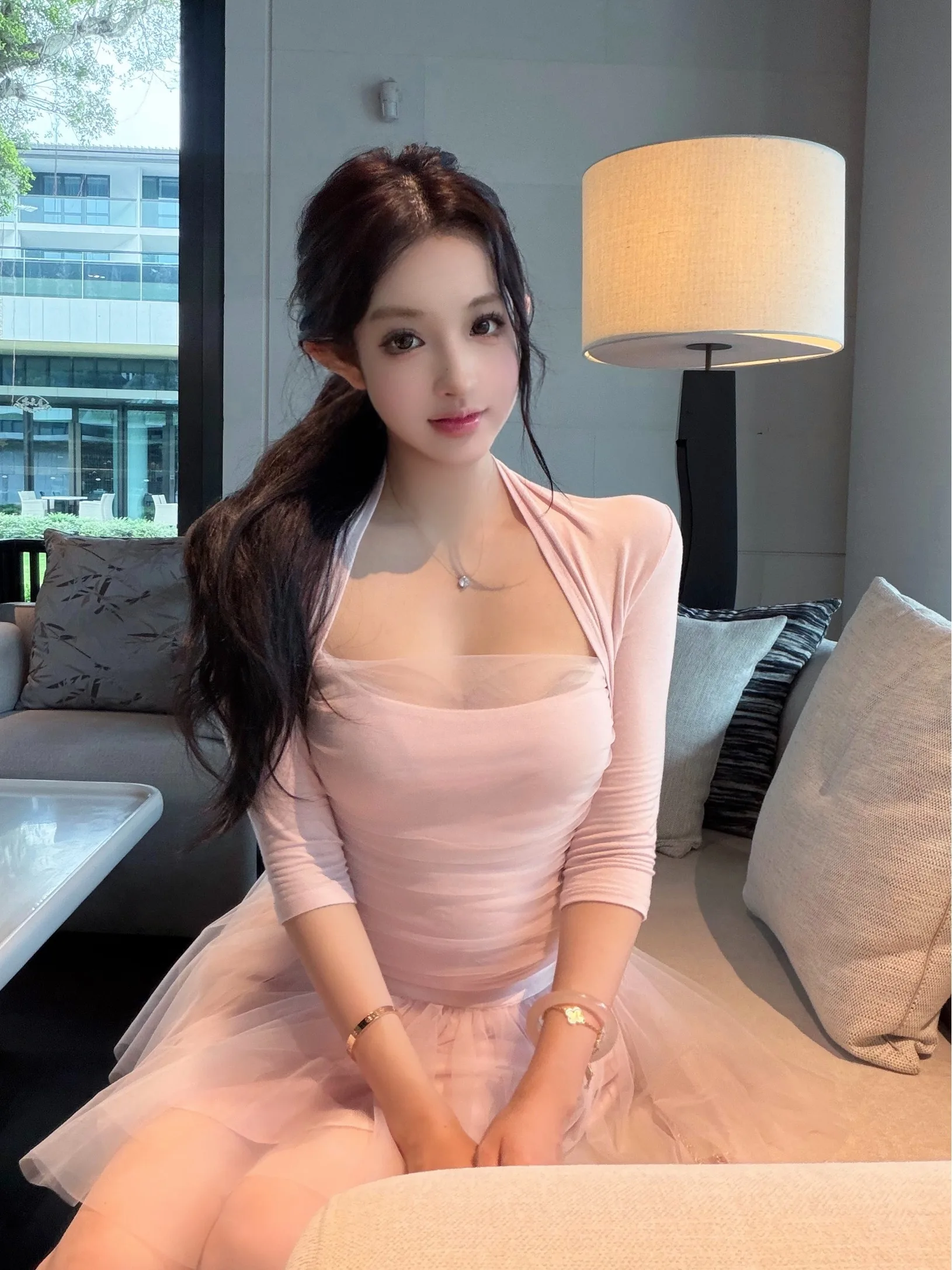 Sexy Knitted Top And Mesh Skirt Set Slim Fit Summer Outfit Two Piece Women's Fashion Square Collar Bodysuit Ensemble
Sexy Knitted Top And Mesh Skirt Set Slim Fit Summer Outfit Two Piece Women's Fashion Square Collar Bodysuit Ensemble