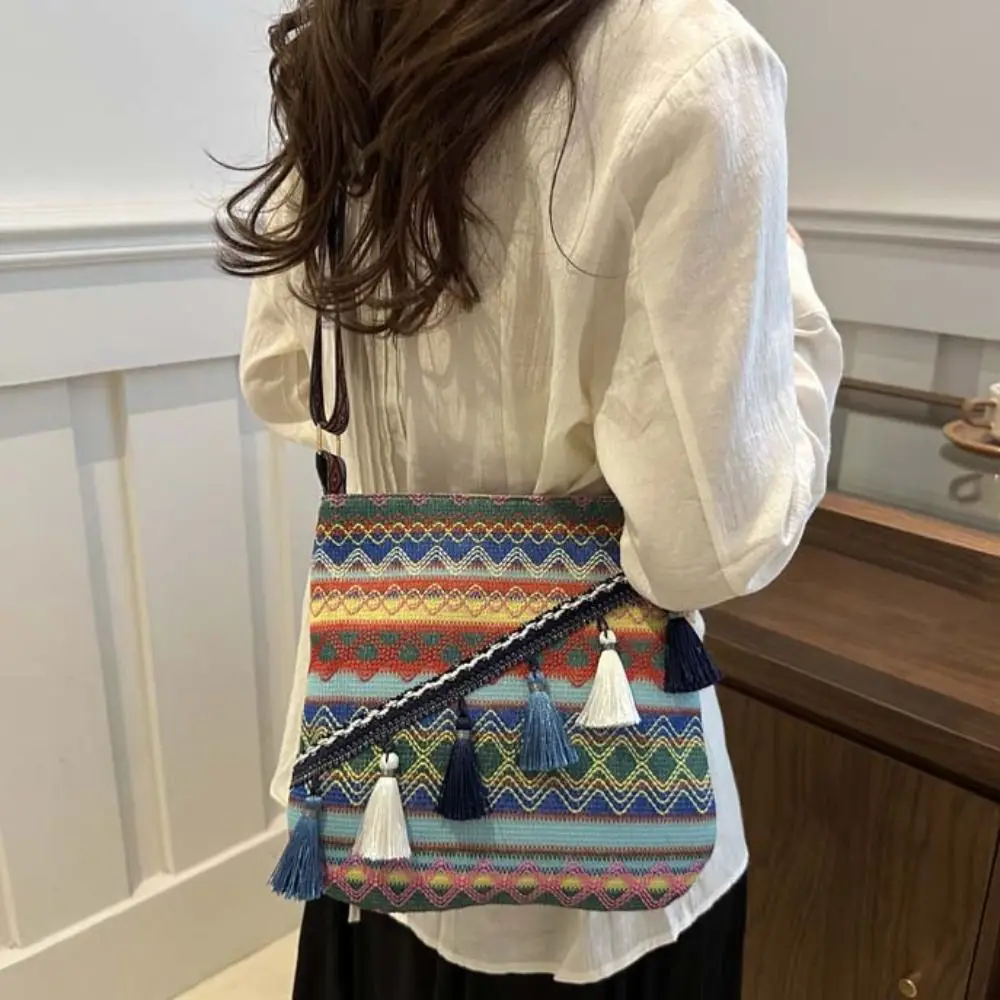 Portable Tassel Ethnic Style Crossbody Bags Woven Handbag Fringe Shoulder Bag Large Capacity Geometric Bohemian Phone Bag Travel
Portable Tassel Ethnic Style Crossbody Bags Woven Handbag Fringe Shoulder Bag Large Capacity Geometric Bohemian Phone Bag Travel