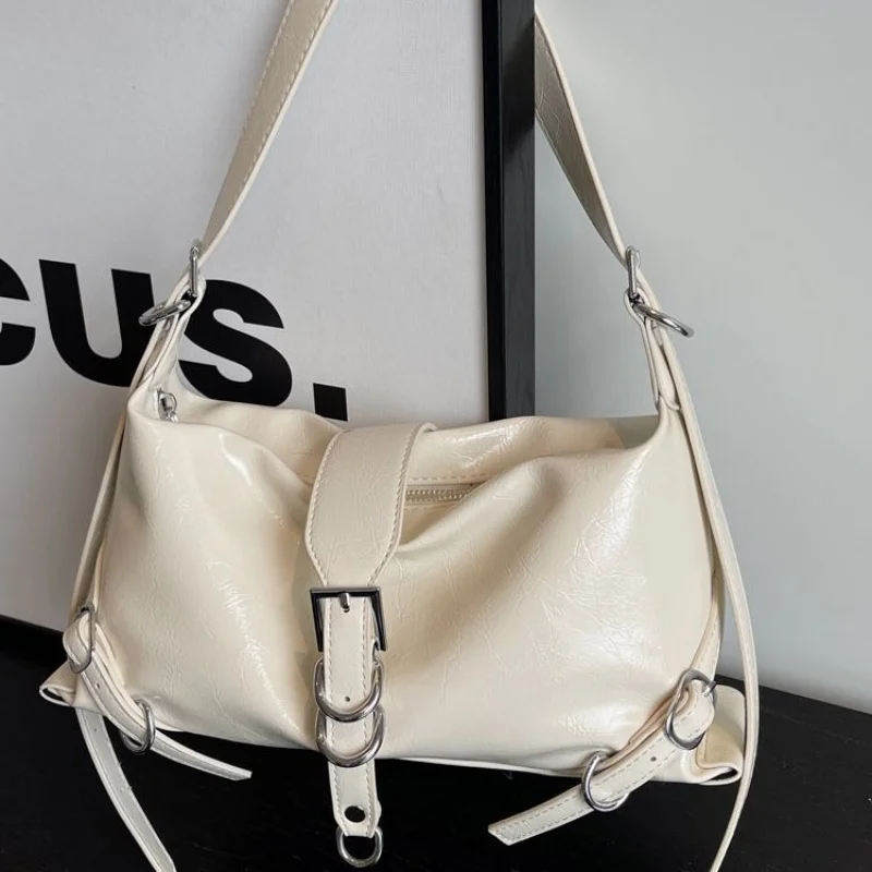 Designer Luxury Bags Women 2025 Famous Brand Handbags High Quality Elegant Fashion Shoulder Tote Bag Purse Trendy
Designer Luxury Bags Women 2025 Famous Brand Handbags High Quality Elegant Fashion Shoulder Tote Bag Purse Trendy