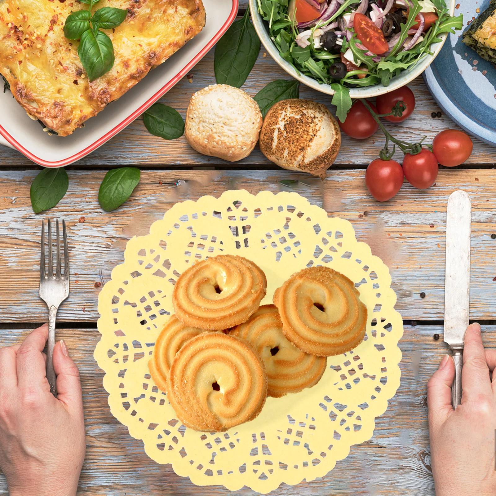 2 Bags Colored Round Paper Doilies Lace Design Oil-Absorbing Food-Grade Cake Dessert Mats For Party Wedding Christmas Decor
2 Bags Colored Round Paper Doilies Lace Design Oil-Absorbing Food-Grade Cake Dessert Mats For Party Wedding Christmas Decor