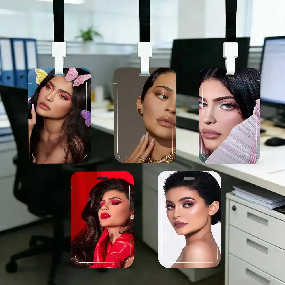 1pc Pretty Famous K-Kylie Jenner ID Card Sleeve School Card Access ID Card Bus Meal Card Protective Sleeve Easy Push
1pc Pretty Famous K-Kylie Jenner ID Card Sleeve School Card Access ID Card Bus Meal Card Protective Sleeve Easy Push