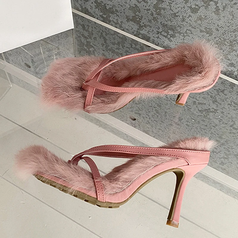2023 New Artificial Fur Women's Thin Heel Flip Flops Sandals Square Open-toe Sandals
2023 New Artificial Fur Women's Thin Heel Flip Flops Sandals Square Open-toe Sandals