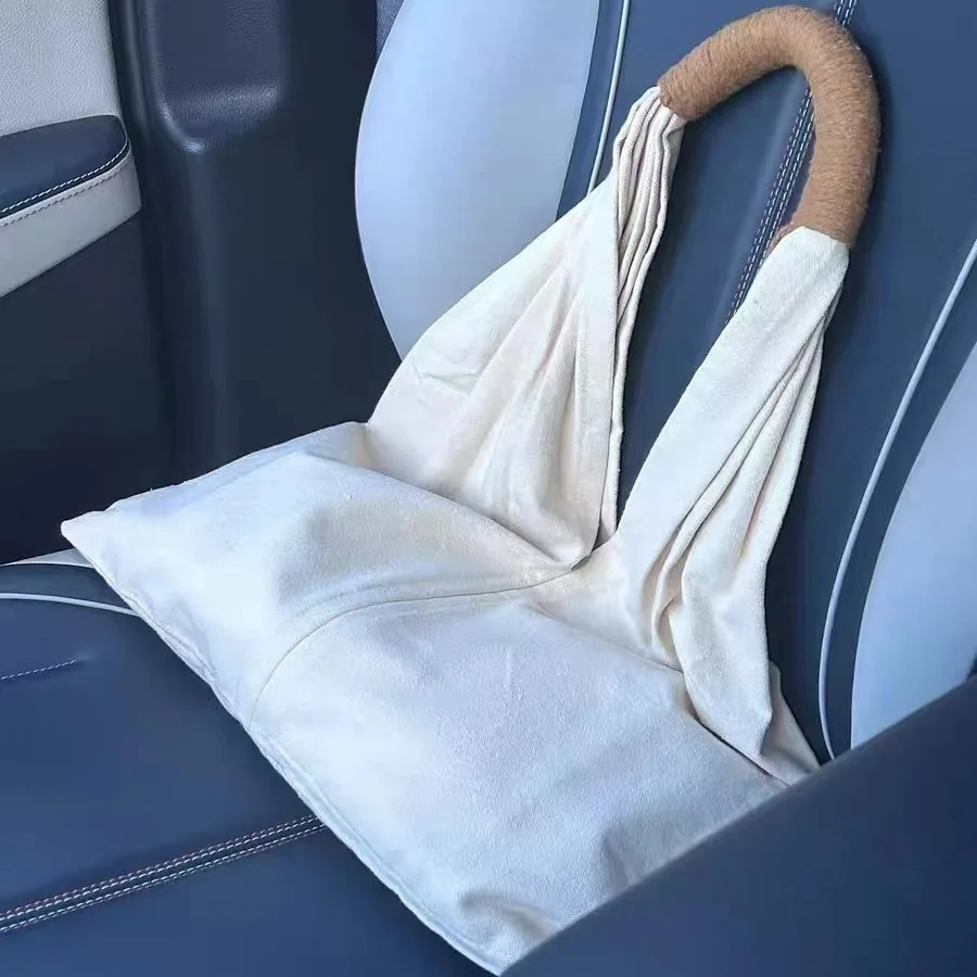 French Retro Cotton and Linen Bag One-shoulder Canvas Bag Forest Style Large-capacity Pleated Shoulder Handbag
French Retro Cotton and Linen Bag One-shoulder Canvas Bag Forest Style Large-capacity Pleated Shoulder Handbag