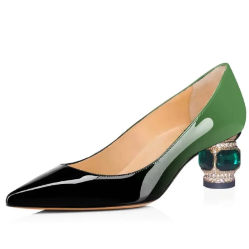 SHOFOO Fashionable women's high heels. About 5.5 cm heel height. Crystal heel. Green black gradient single shoe. Pointed shoes.
SHOFOO Fashionable women's high heels. About 5.5 cm heel height. Crystal heel. Green black gradient single shoe. Pointed shoes.