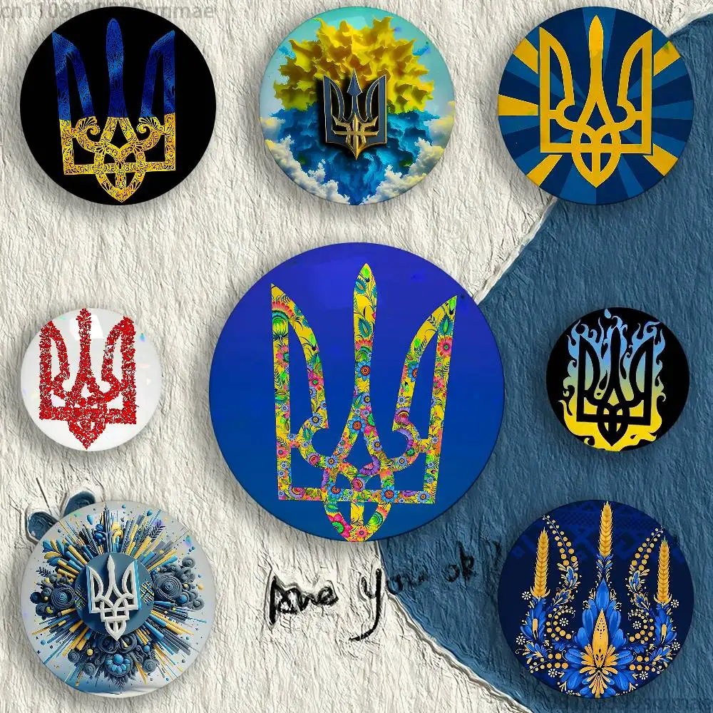 Tryzub Ukraine 58mm Tinplate Coin Badges Personalized Handmade Round Brooches Photo Text Graphic Pins Accessory Gift for Friend
Tryzub Ukraine 58mm Tinplate Coin Badges Personalized Handmade Round Brooches Photo Text Graphic Pins Accessory Gift for Friend