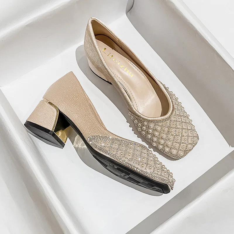 Plus Large Size 35-43 New Spring Summer Evening Shoes Crystal Chunky Heel Square Toe Women Shoes Fashion Rhinestone Shoes C053
Plus Large Size 35-43 New Spring Summer Evening Shoes Crystal Chunky Heel Square Toe Women Shoes Fashion Rhinestone Shoes C053