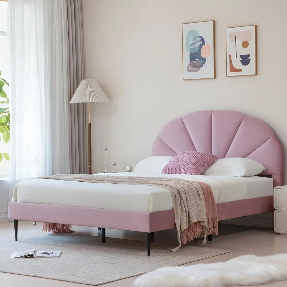 Heavy Duty Upholstered Bed with Unique Headboard, Soft Velvet Platform Bed with Strong Wooden Slats Support,Easy to Assemble
Heavy Duty Upholstered Bed with Unique Headboard, Soft Velvet Platform Bed with Strong Wooden Slats Support,Easy to Assemble