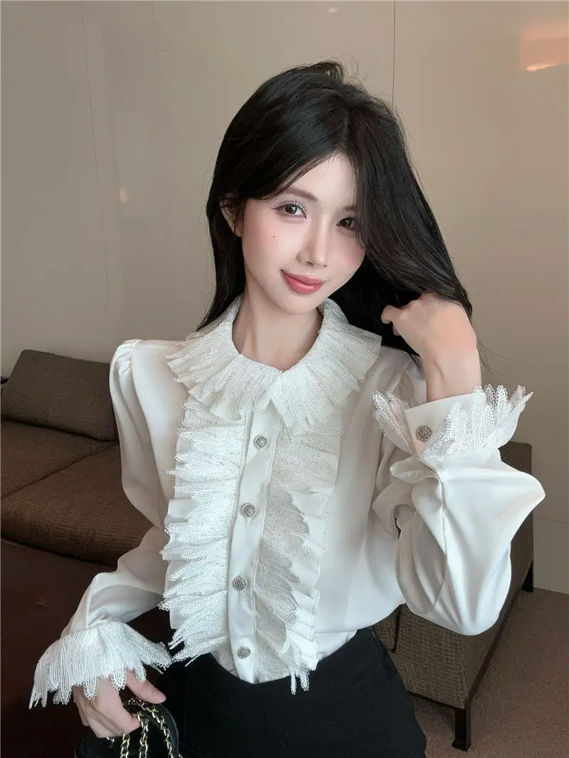 Korejpaa 2025 Spring White Shirt Elegant French Style Lace Turn-down Collar Slimming Blouse Women Gentle Long Sleeve Top Blusas
Korejpaa 2025 Spring White Shirt Elegant French Style Lace Turn-down Collar Slimming Blouse Women Gentle Long Sleeve Top Blusas
