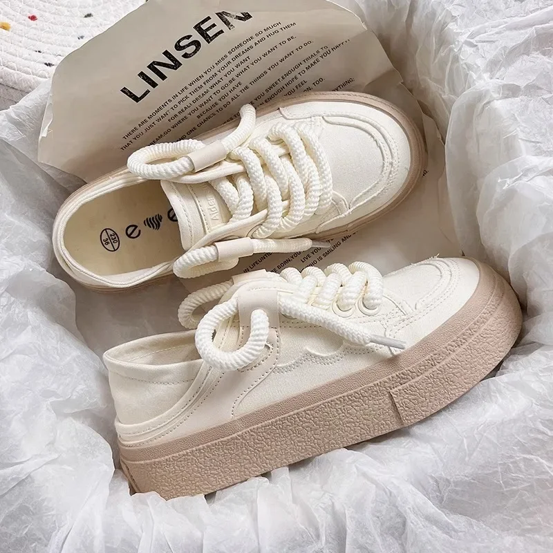 Fashion Women Chunky Sneaker Exquisite Canvas Casual Shoe Comfort Baotou Mueller Slippers for Woman Designer Shoes Zapatos Mujer
Fashion Women Chunky Sneaker Exquisite Canvas Casual Shoe Comfort Baotou Mueller Slippers for Woman Designer Shoes Zapatos Mujer
