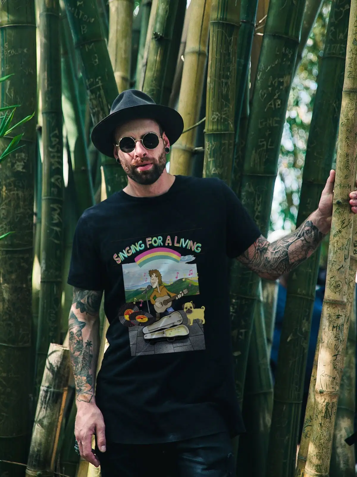 Футболка Busker Singing For A Living 
Футболка Busker Singing For A Living