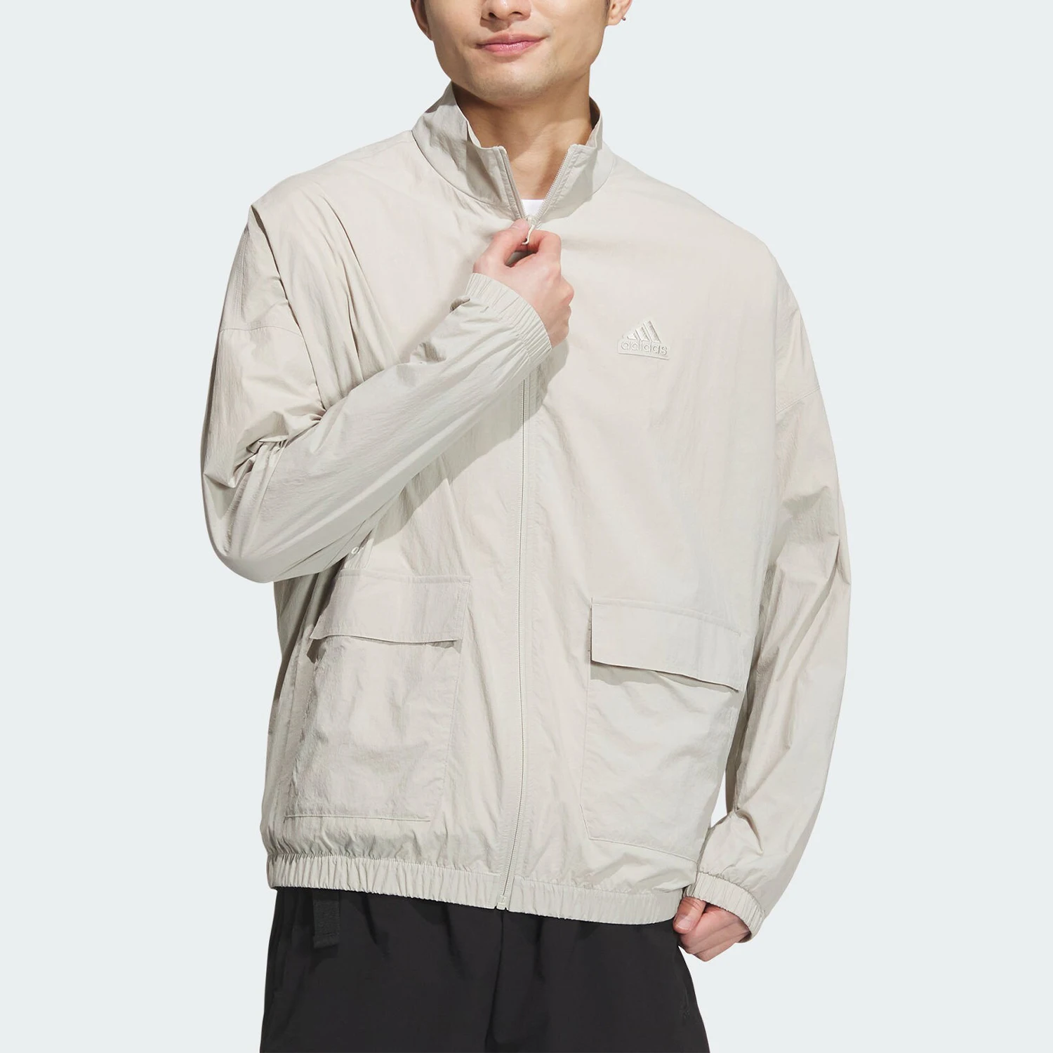 Оригинальная мужская спортивная тканая куртка Adidas ST FL MH WV JKT IT3955
Оригинальная мужская спортивная тканая куртка Adidas ST FL MH WV JKT IT3955