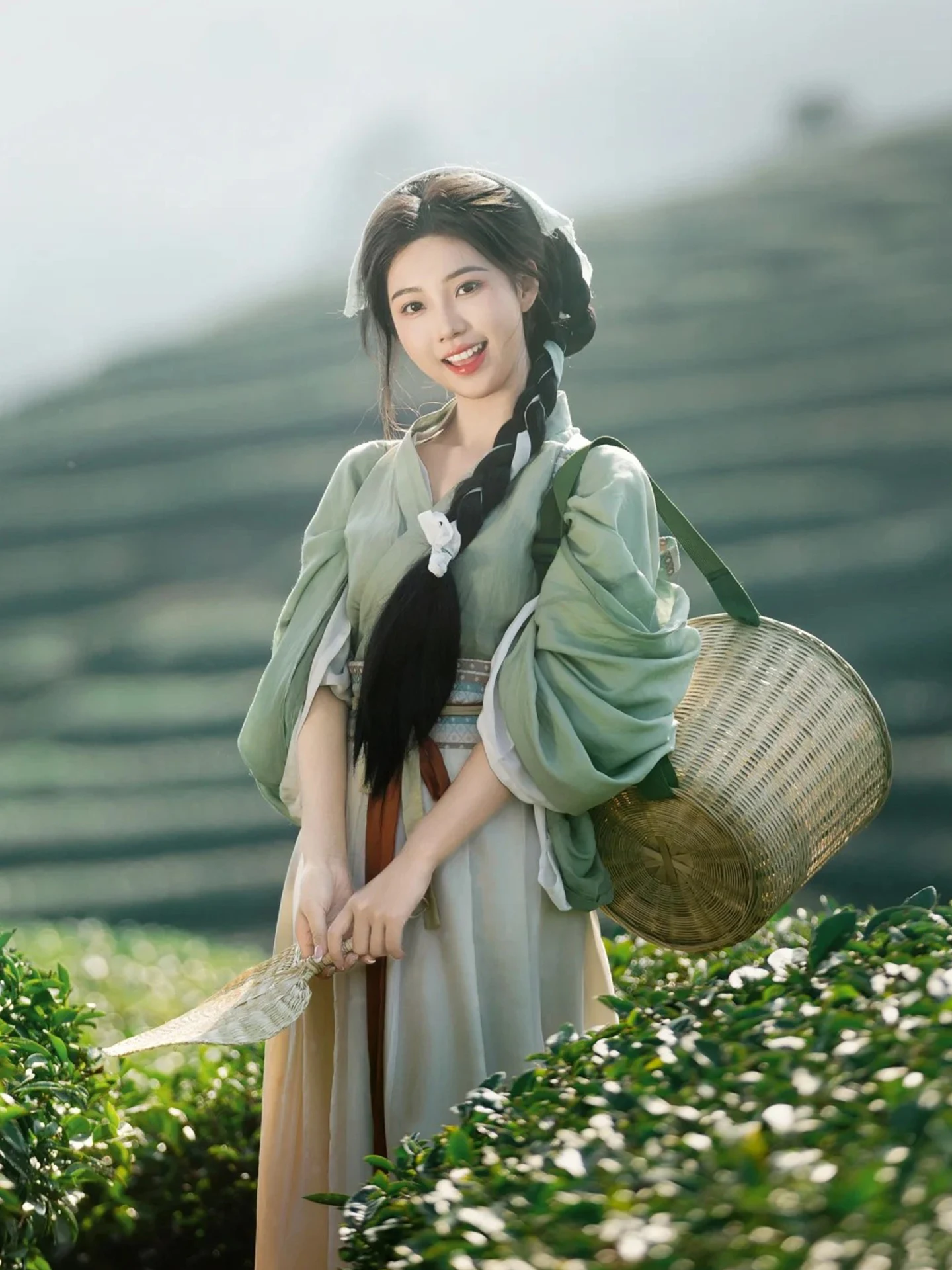 New 2026 Women's Hanfu Traditional Song Dynasty Waist-Length Collared Fieldwork Tea-Picking Ancient Style Farmhouse Fashion
New 2026 Women's Hanfu Traditional Song Dynasty Waist-Length Collared Fieldwork Tea-Picking Ancient Style Farmhouse Fashion