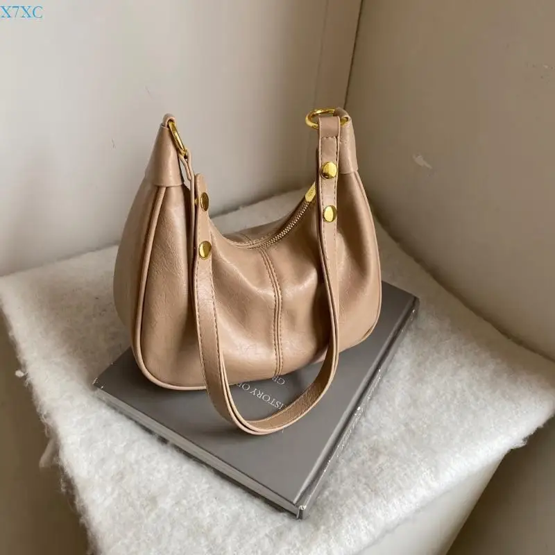 X7XC PU Leather Armpit Bag for Women Autumn Winter Crossbody Bag Commuting Bag Shoulder Bag Retro Handbag Purse
X7XC PU Leather Armpit Bag for Women Autumn Winter Crossbody Bag Commuting Bag Shoulder Bag Retro Handbag Purse