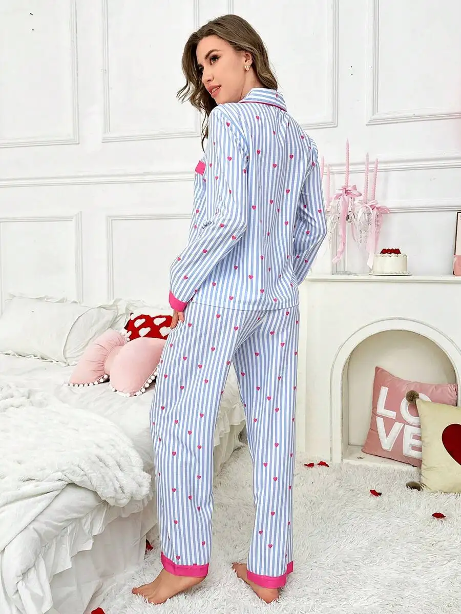 Striped Heart Print Pajama Set For Women, Long Sleeve Sleepwear With Turn-Down Collar
Striped Heart Print Pajama Set For Women, Long Sleeve Sleepwear With Turn-Down Collar