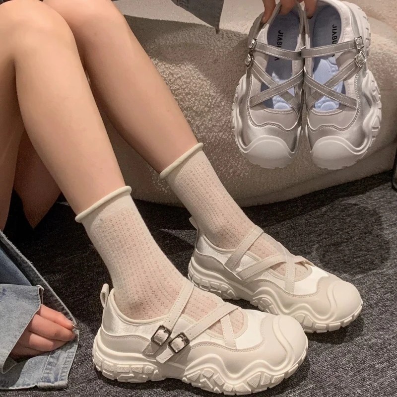Spring Summer Fashionable Cross-strap Non-slip Low-top Shoes Women's 2026 New Thick-soled Comfortable Casual Sports Dad Shoes
Spring Summer Fashionable Cross-strap Non-slip Low-top Shoes Women's 2026 New Thick-soled Comfortable Casual Sports Dad Shoes