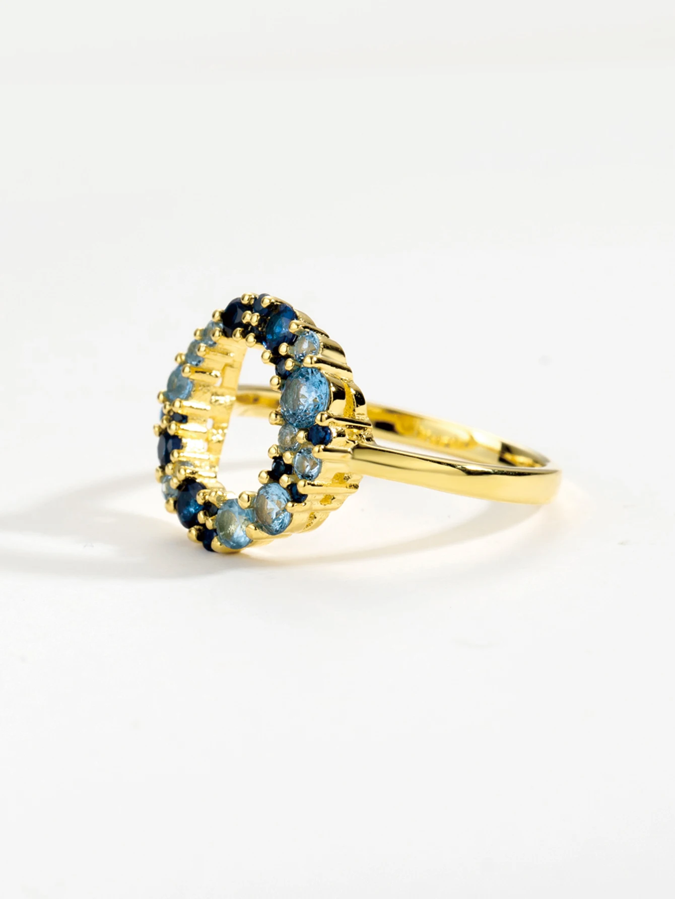 DPLAOPA New 925 Sterling Silver Circle Blue Ring Luxury 2023 New Arrivals Crystal Rock Punk Fine Jewelry Circle Zircon Luxury
DPLAOPA New 925 Sterling Silver Circle Blue Ring Luxury 2023 New Arrivals Crystal Rock Punk Fine Jewelry Circle Zircon Luxury