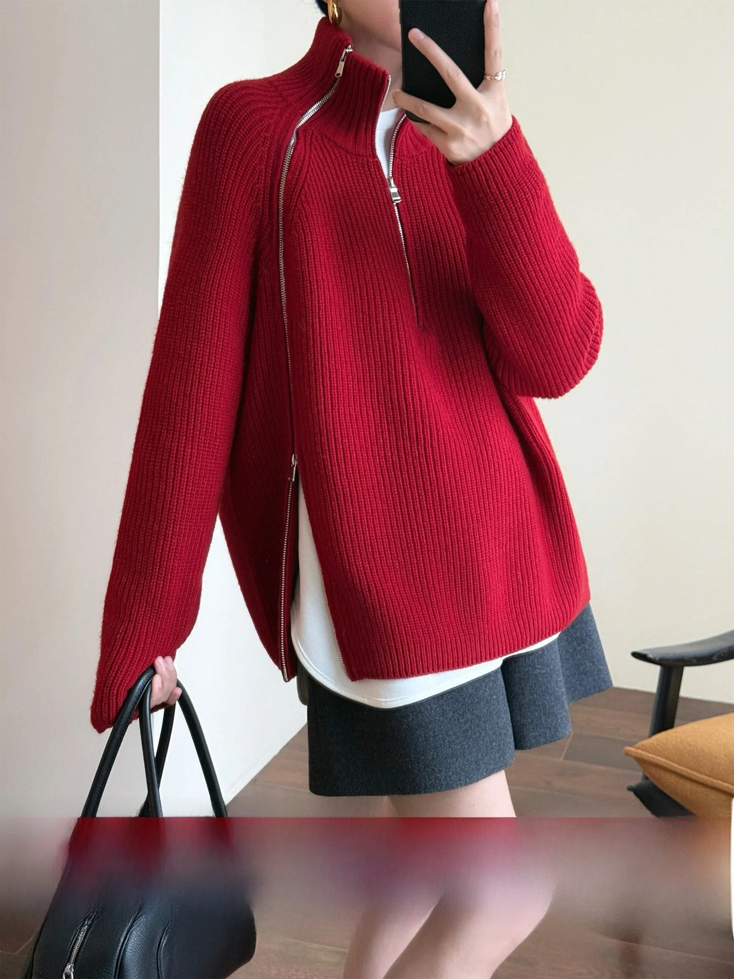 WANGER Thiened Side Zipper Stand Collar Casual Woolen Sweater Women's Loose Fit Daily Wear Winter Collection 2025
WANGER Thiened Side Zipper Stand Collar Casual Woolen Sweater Women's Loose Fit Daily Wear Winter Collection 2025