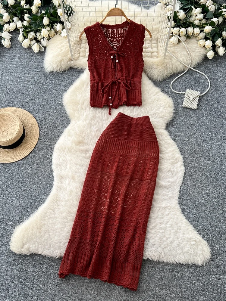 Elegant Hollow out Knitted Slim Fit Two Piece Set for Women Vintage Sleeveless Commute Style Summer Fashion Ensemble
Elegant Hollow out Knitted Slim Fit Two Piece Set for Women Vintage Sleeveless Commute Style Summer Fashion Ensemble