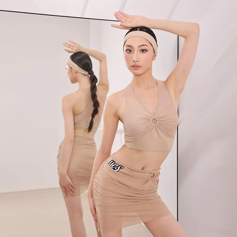 Latin Dance Practice Clothing for Women's Comfortable Breathable Set Adult Chacha Tango Samba Professional Performance Clothing
Latin Dance Practice Clothing for Women's Comfortable Breathable Set Adult Chacha Tango Samba Professional Performance Clothing