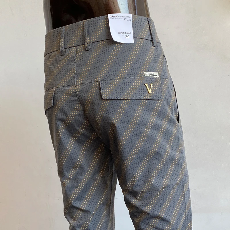 High-End Men's Slim Fit Business Casual Pants Summer Thin Straight Tube Stripe Long Trousers Versatile Fashionable City Style
High-End Men's Slim Fit Business Casual Pants Summer Thin Straight Tube Stripe Long Trousers Versatile Fashionable City Style