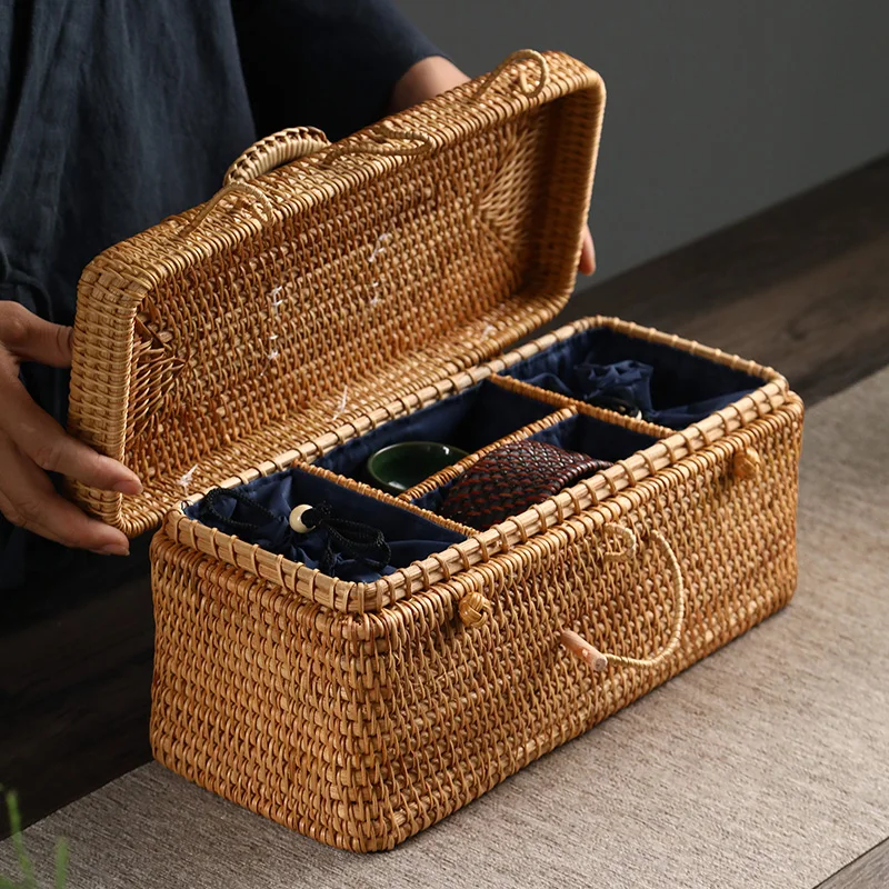 Handwoven Rattan Storage Box with Handle Portable Tea Box Teaware Food Container Picnic Basket Ornament Case Rangement Organizer
Handwoven Rattan Storage Box with Handle Portable Tea Box Teaware Food Container Picnic Basket Ornament Case Rangement Organizer