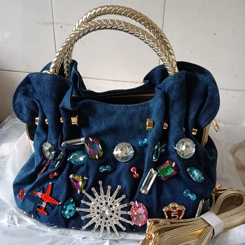 Stylish diamond Woman Denim Handbags Vintage Luxury Rhinestone Shoulder Bags Purses Diamond Ladies Tote Messenger Bags 
Stylish diamond Woman Denim Handbags Vintage Luxury Rhinestone Shoulder Bags Purses Diamond Ladies Tote Messenger Bags