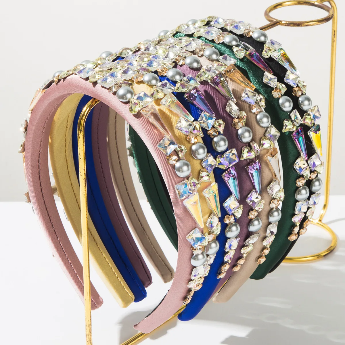 Baroque temperament versatile with diamond headbands women exquisite gorgeous ball banquet imitation pearl hair accessories
Baroque temperament versatile with diamond headbands women exquisite gorgeous ball banquet imitation pearl hair accessories