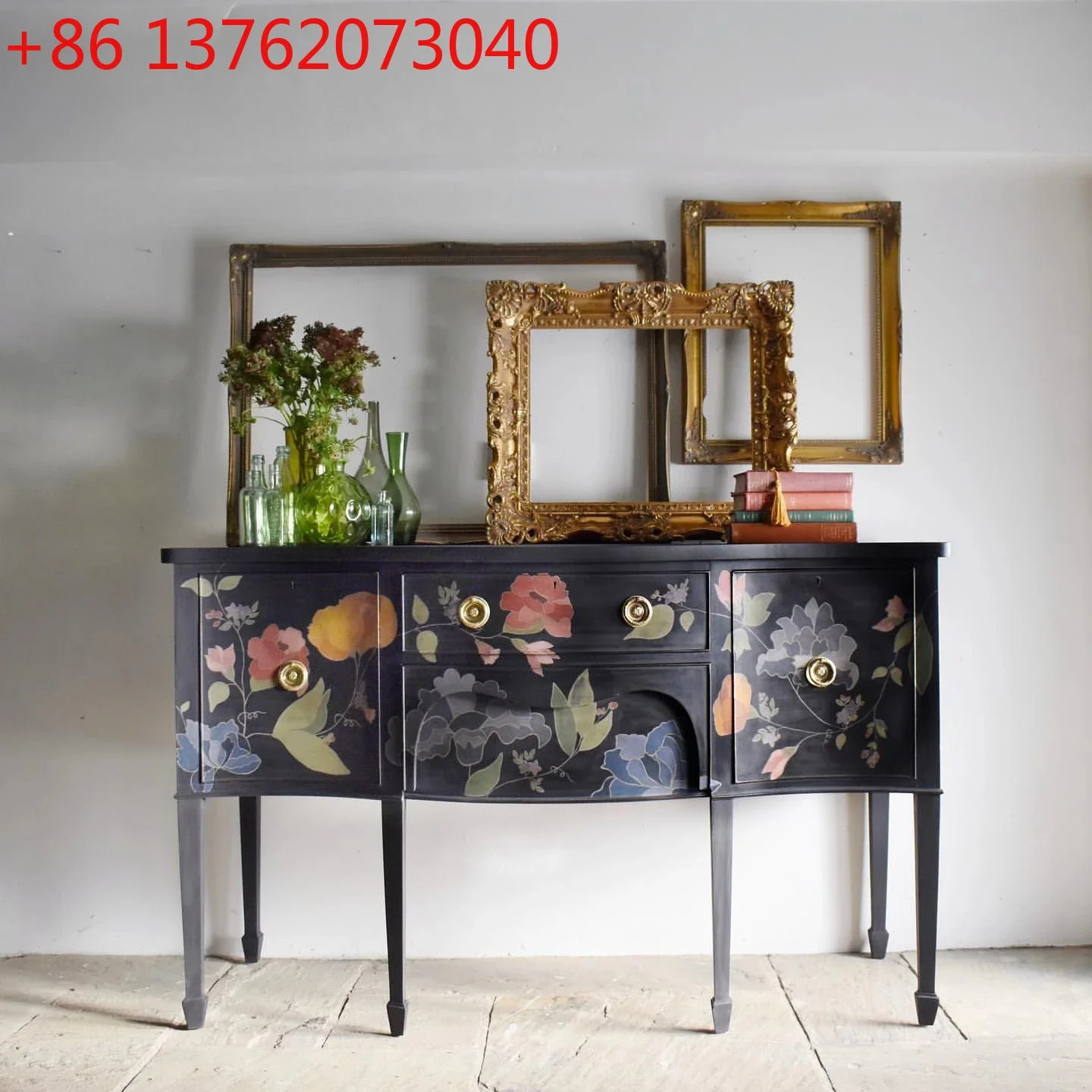 French retro solid wood painted entrance cabinet, antique hand-painted living room locker
French retro solid wood painted entrance cabinet, antique hand-painted living room locker