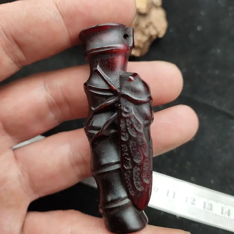 Tibetan Style Ox Joint Golden Cicada Handheld Ornament Hanging Decoration Solid Antique Horn Carving
Tibetan Style Ox Joint Golden Cicada Handheld Ornament Hanging Decoration Solid Antique Horn Carving