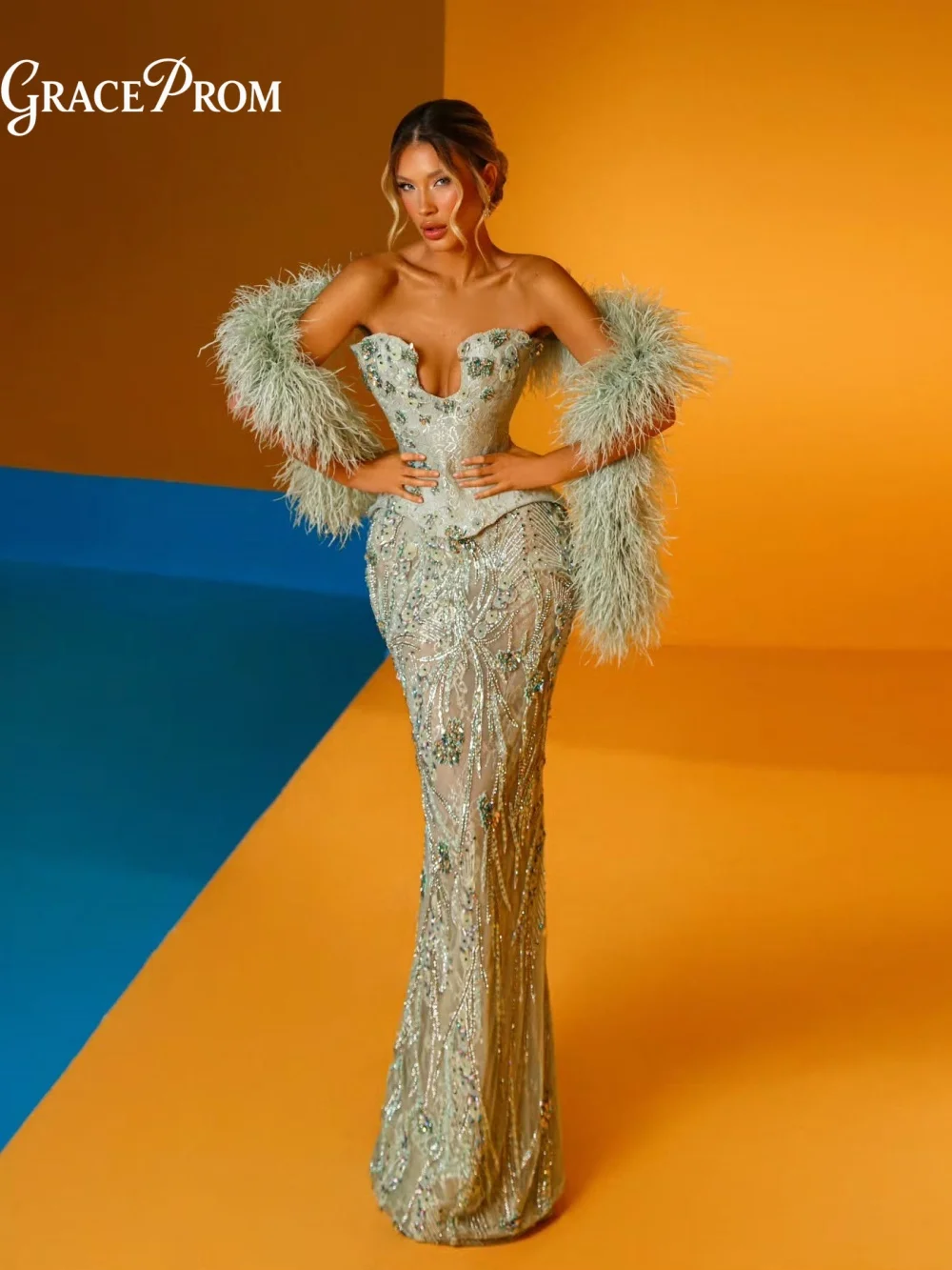 Glamorous Sweetheart Detachable Ostrich Feather Cape Crystal Mesh Corset Evening Gown Party Dress For Wedding Guests فساتين سهرة
Glamorous Sweetheart Detachable Ostrich Feather Cape Crystal Mesh Corset Evening Gown Party Dress For Wedding Guests فساتين سهرة
