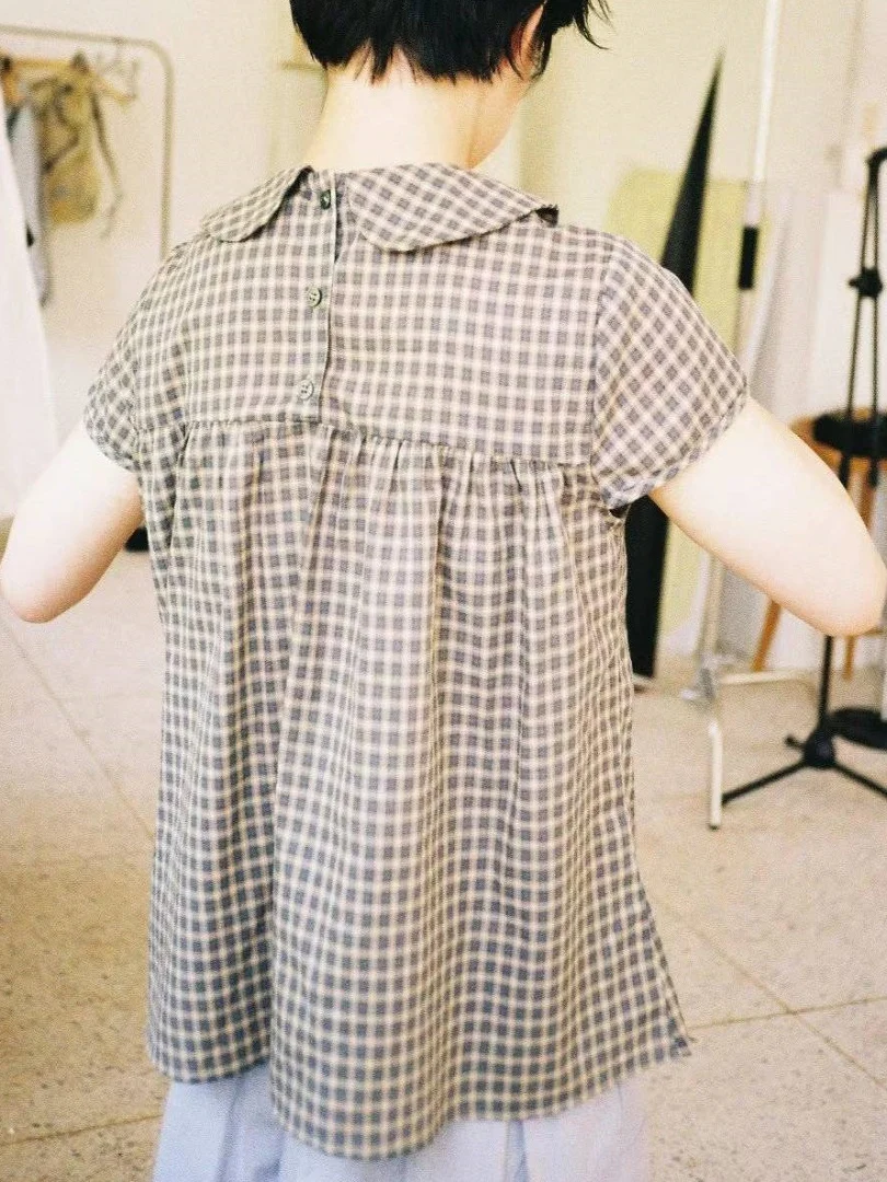 Korean Sle Summer ort Sve irt Women's Faionable Vintage Knot Doll Collar irt Bubble Sve Casual Wear 
Korean Sle Summer ort Sve irt Women's Faionable Vintage Knot Doll Collar irt Bubble Sve Casual Wear