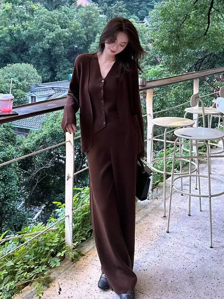 Женский жилет Lazy Sle V-Ne с подвесным ремнем, широкие брюки, летний утягивающий комплект из двух предметов с мясным покрытием E12163 
Женский жилет Lazy Sle V-Ne с подвесным ремнем, широкие брюки, летний утягивающий комплект из двух предметов с мясным покрытием E12163