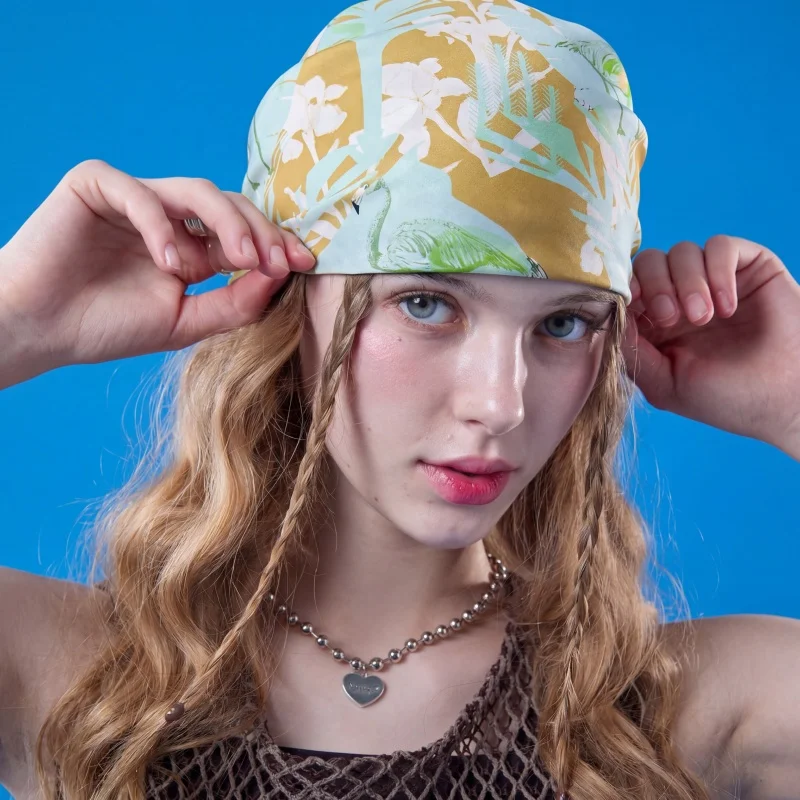 Fashion Square Silk Scarf Tropical Flamingo Palm Leaf Hijab Breathable UV Sun Protection Bandana Versatile Headscarf for Trip
Fashion Square Silk Scarf Tropical Flamingo Palm Leaf Hijab Breathable UV Sun Protection Bandana Versatile Headscarf for Trip