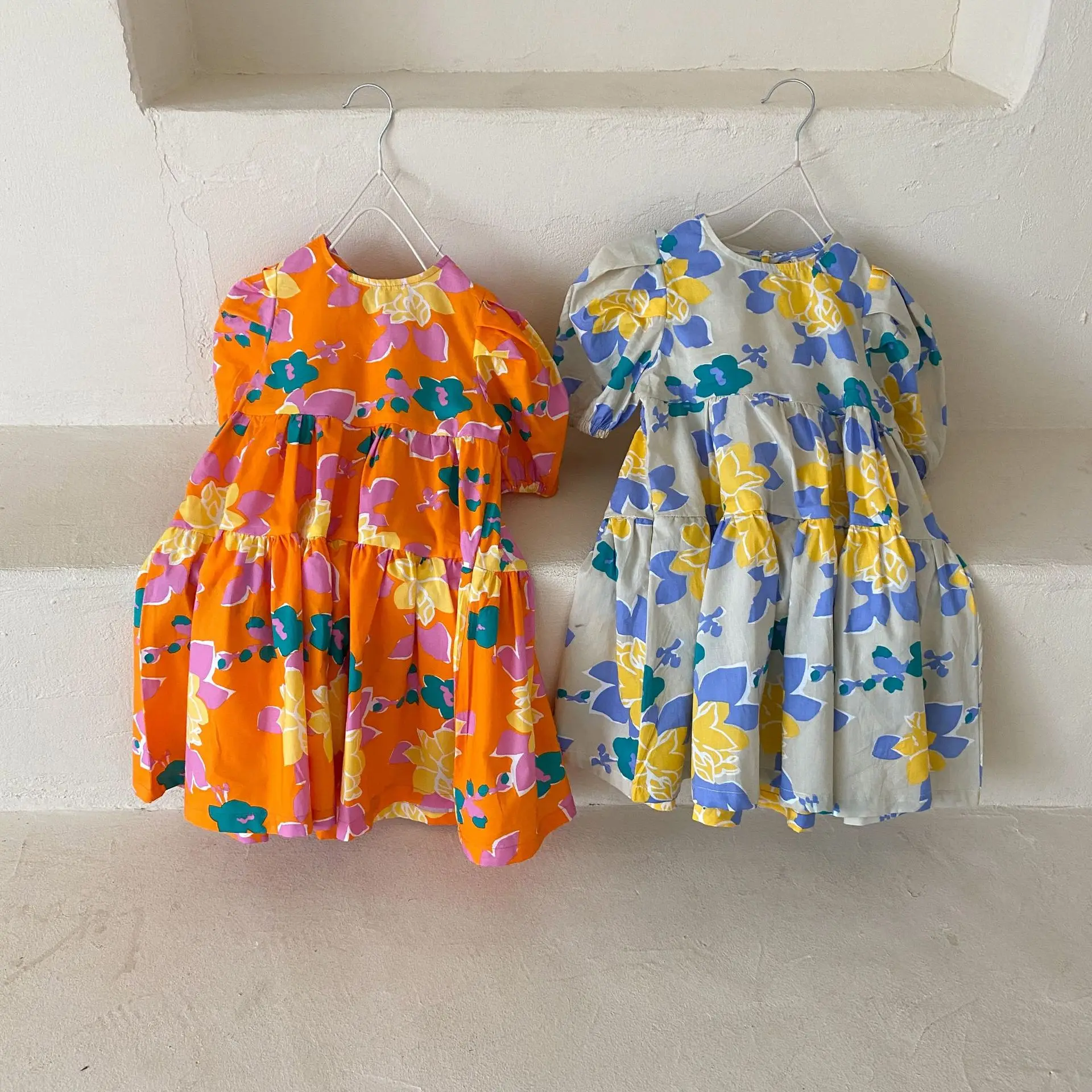 Summer new flowers print Girls dress cute cotton short sleeve princess dresses Kids clothes
Summer new flowers print Girls dress cute cotton short sleeve princess dresses Kids clothes