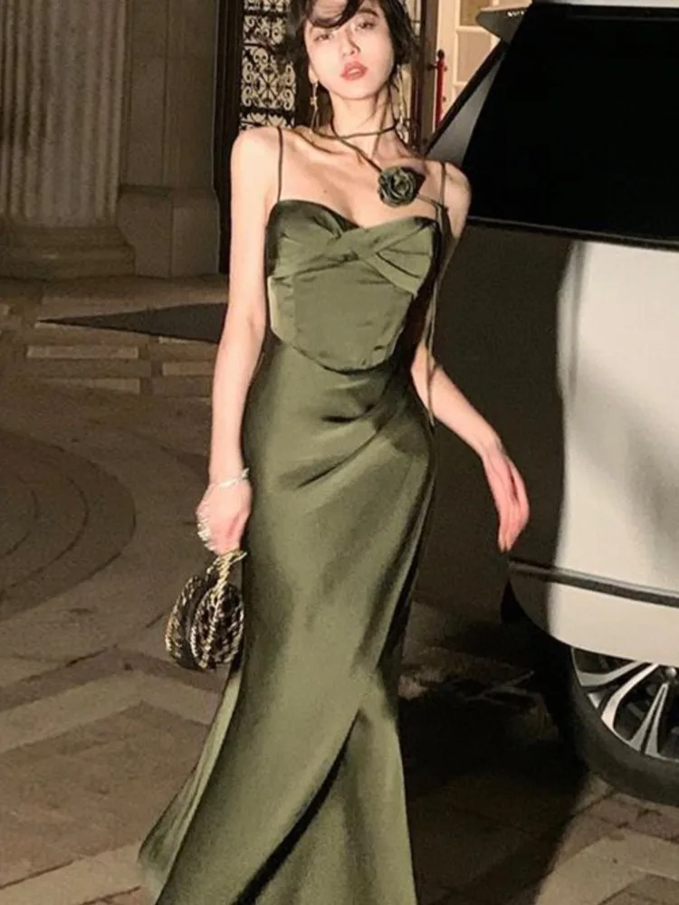 French Style Women Midi Dresses 2025 Summer Spaghetti Strap Elegant Party Female Clothes Wedding Bridesmaid Black Satin Dress
French Style Women Midi Dresses 2025 Summer Spaghetti Strap Elegant Party Female Clothes Wedding Bridesmaid Black Satin Dress