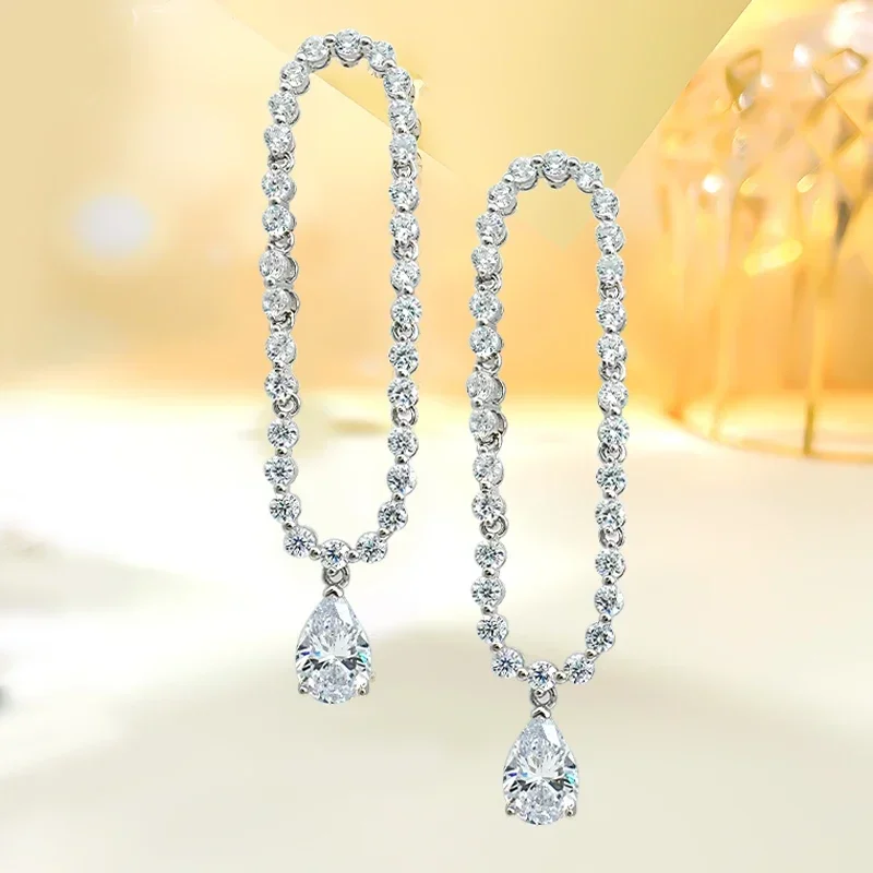 Fashionable 925 sterling silver earrings set with high carbon diamond water droplets and white diamond wedding jewelry
Fashionable 925 sterling silver earrings set with high carbon diamond water droplets and white diamond wedding jewelry