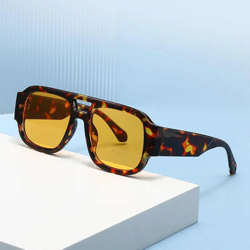 Модные квадратные солнцезащитные очки с двойными мостами, женские яркие цвета, ретро широкие очки, классические ретро мужские очки UV400, очки
Модные квадратные солнцезащитные очки с двойными мостами, женские яркие цвета, ретро широкие очки, классические ретро мужские очки UV400, очки