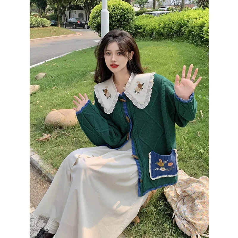 Women Sweet Floral Embroidery Cable Knit Cardigan Doll Collar Dress 2 Piece Set Spring Loose Long Sleeve Outfit S-3XL
Women Sweet Floral Embroidery Cable Knit Cardigan Doll Collar Dress 2 Piece Set Spring Loose Long Sleeve Outfit S-3XL