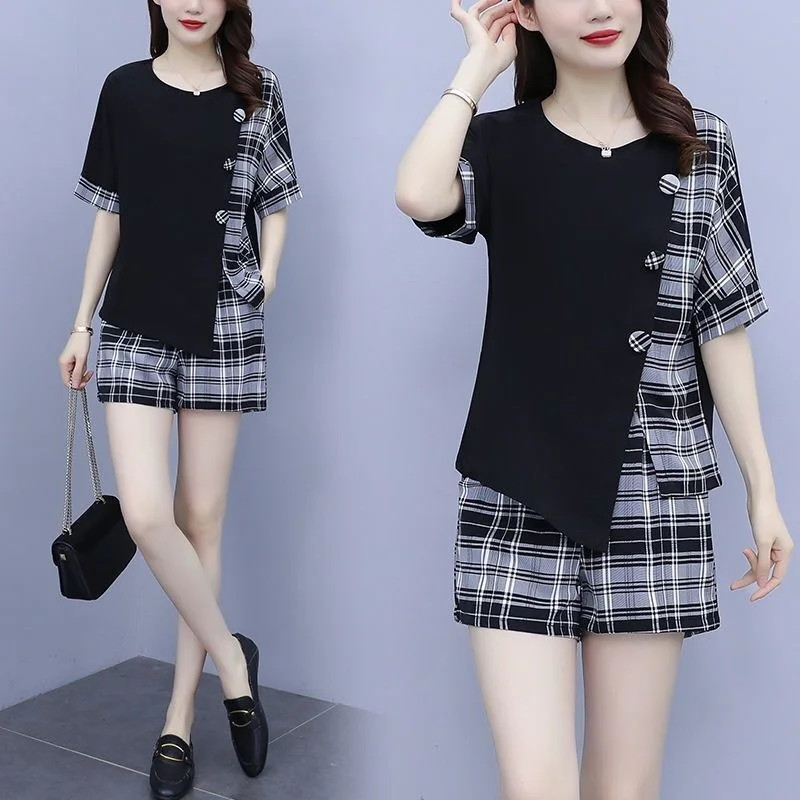 2023 Summer New Clothing Fashion Temperament Shorts Suit Women's Loose Shirts Short Sleeve Tops Trousers Two Piece Set For Women
2023 Summer New Clothing Fashion Temperament Shorts Suit Women's Loose Shirts Short Sleeve Tops Trousers Two Piece Set For Women
