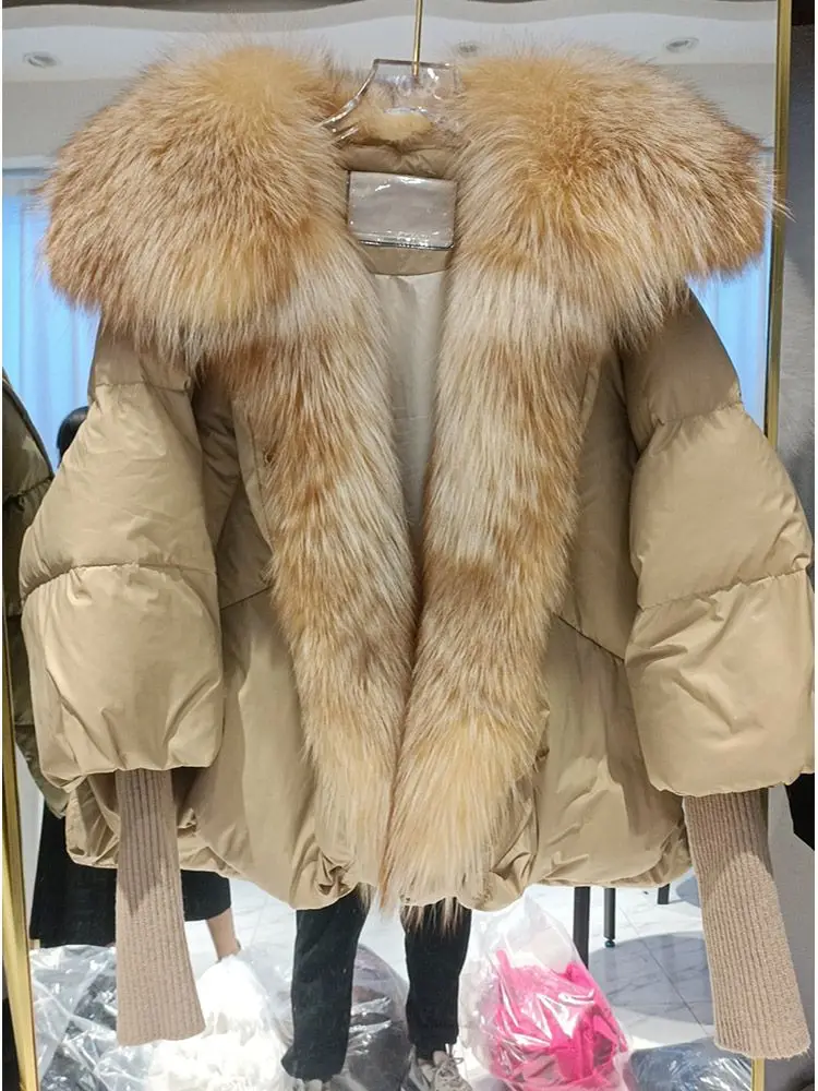 Winter Jacket White Duck Down Coat Women Real Fur Coats Super Large Specific oversized Real Fur Collar With Knit Sleeve Fashion
Winter Jacket White Duck Down Coat Women Real Fur Coats Super Large Specific oversized Real Fur Collar With Knit Sleeve Fashion