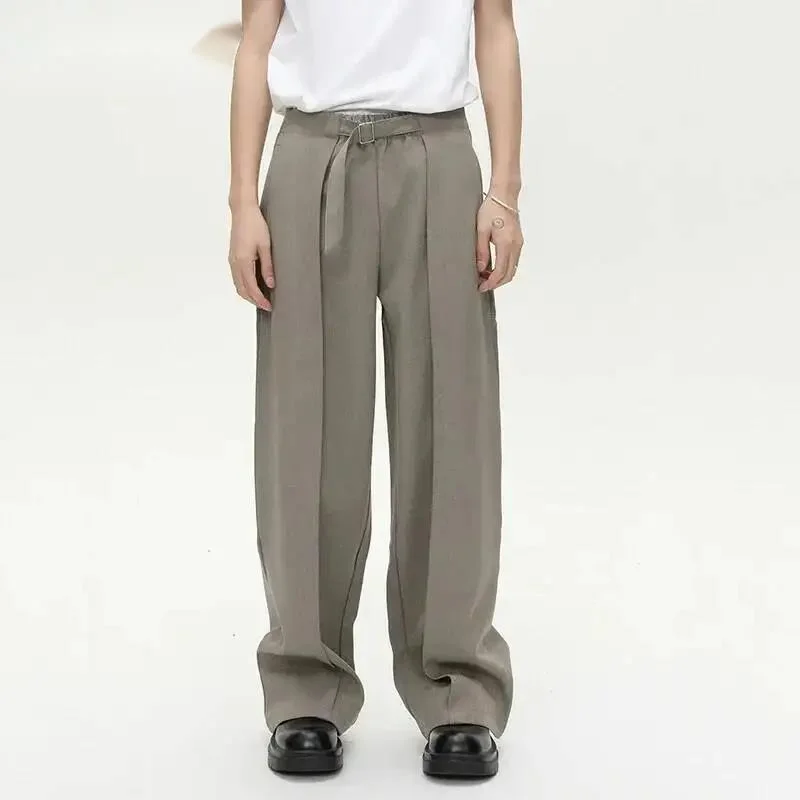 Korean Style Men's Suit Trousers Pleated Design Solid Color Drape Casual Pants Wide Leg Loose Simple Male Bottom New 93MMT
Korean Style Men's Suit Trousers Pleated Design Solid Color Drape Casual Pants Wide Leg Loose Simple Male Bottom New 93MMT