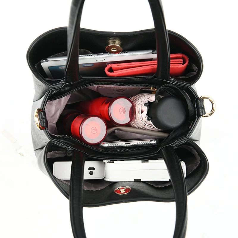 Winter Style Luxury Soft Pu Leather Shoulder Crossbody Bag Casual Purse for Daily Commute Holiday Outing Shopping Trips
Winter Style Luxury Soft Pu Leather Shoulder Crossbody Bag Casual Purse for Daily Commute Holiday Outing Shopping Trips