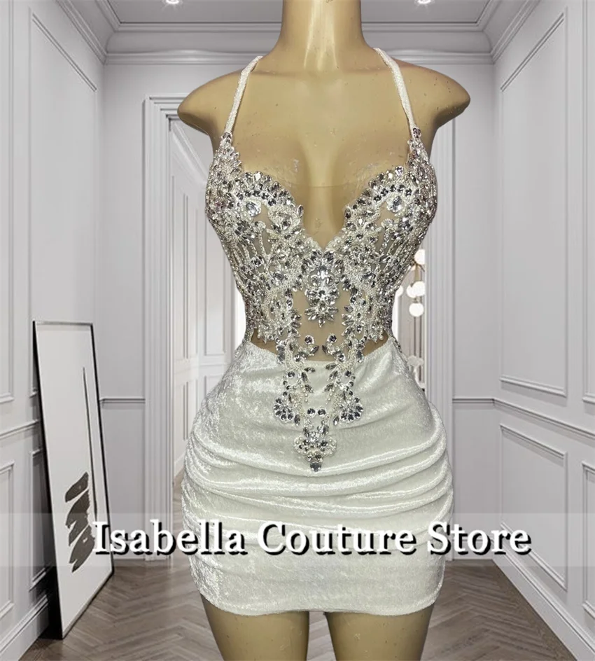 Sexy White Velvet Short Prom Dress For Black Girls 2025 Beads Diamonds Birthday Gown Halter Backless Cocktail Vestidos Customize
Sexy White Velvet Short Prom Dress For Black Girls 2025 Beads Diamonds Birthday Gown Halter Backless Cocktail Vestidos Customize