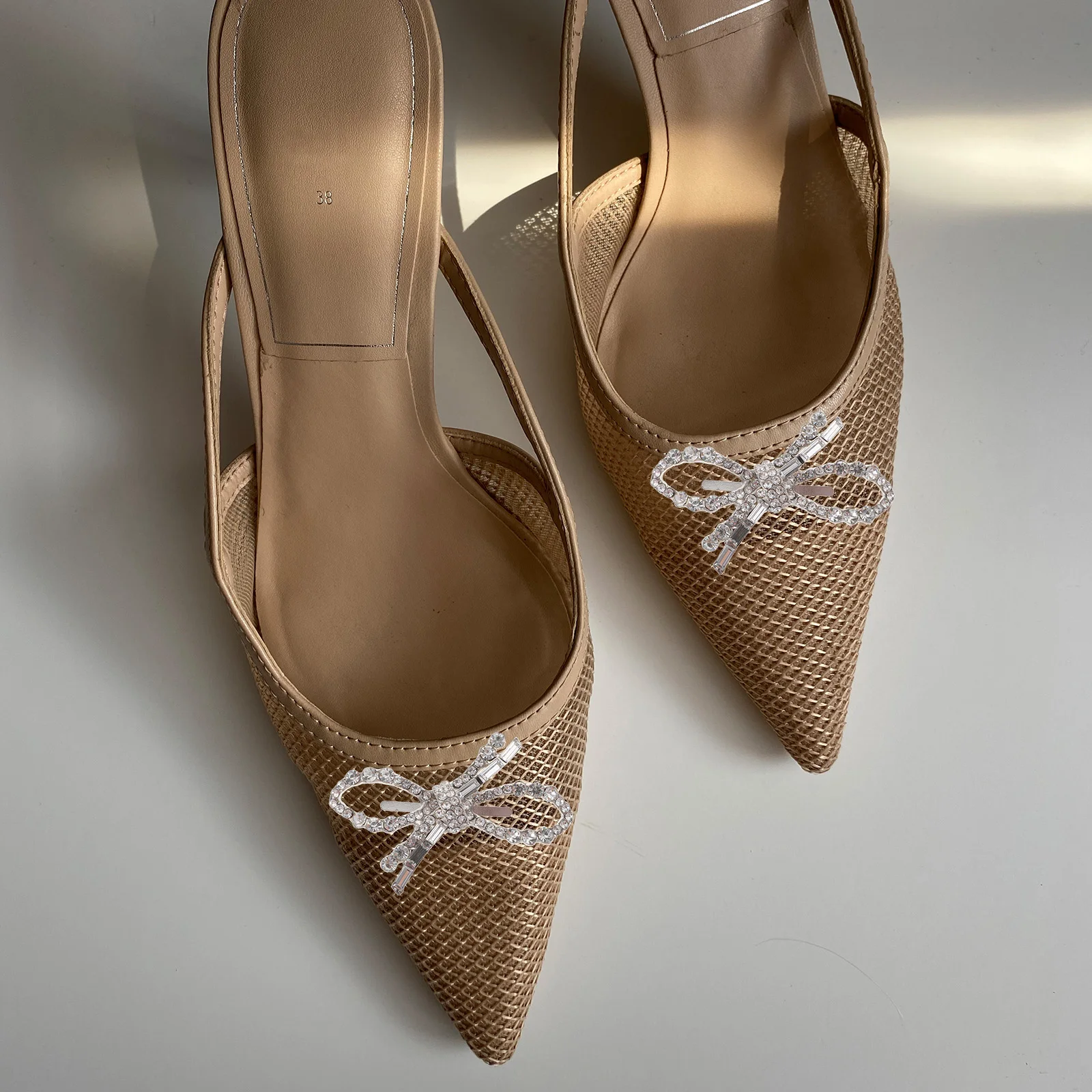 Rhinestone Shoe Clips Crystal Decorative Women Wedding Heels Bowknot Buckle Elegant Jewelry Flats S Pumps Gifts
Rhinestone Shoe Clips Crystal Decorative Women Wedding Heels Bowknot Buckle Elegant Jewelry Flats S Pumps Gifts