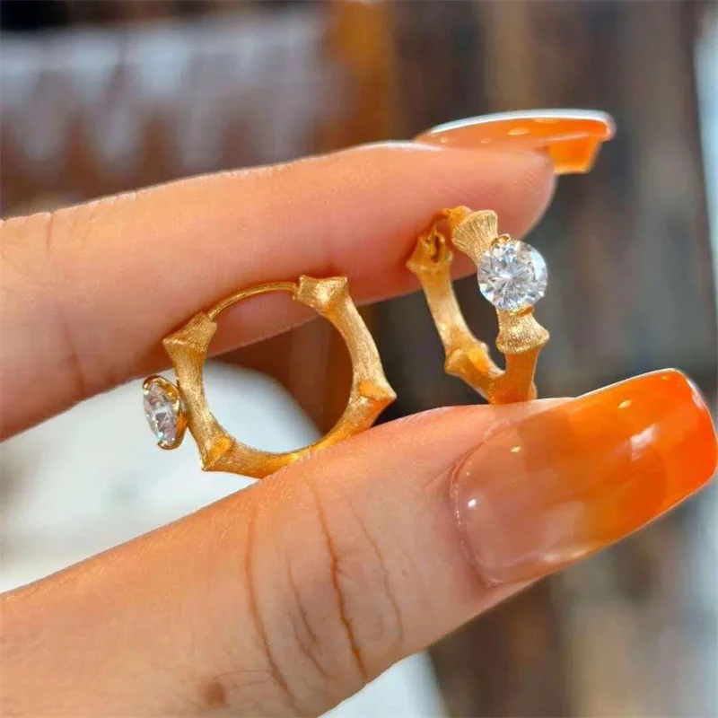 Luxury 24K Pure Gold Bamboo Earrings, Punk Design Zircon Inlaid Ear Buckle Elegant Women Jewelry Gift
Luxury 24K Pure Gold Bamboo Earrings, Punk Design Zircon Inlaid Ear Buckle Elegant Women Jewelry Gift