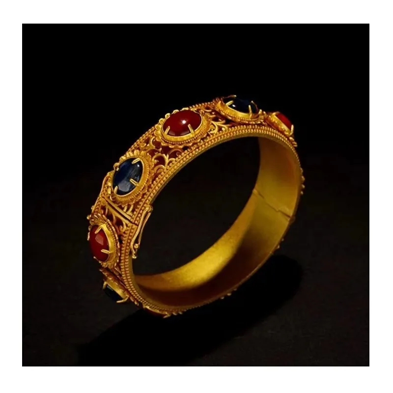 Copper-plated Imitation Nanjing Museum Collection Ming Dynasty Inlaid Gem Bracelet Ancient Gold Silk Inlaid Treasure Bracelet Ha
Copper-plated Imitation Nanjing Museum Collection Ming Dynasty Inlaid Gem Bracelet Ancient Gold Silk Inlaid Treasure Bracelet Ha