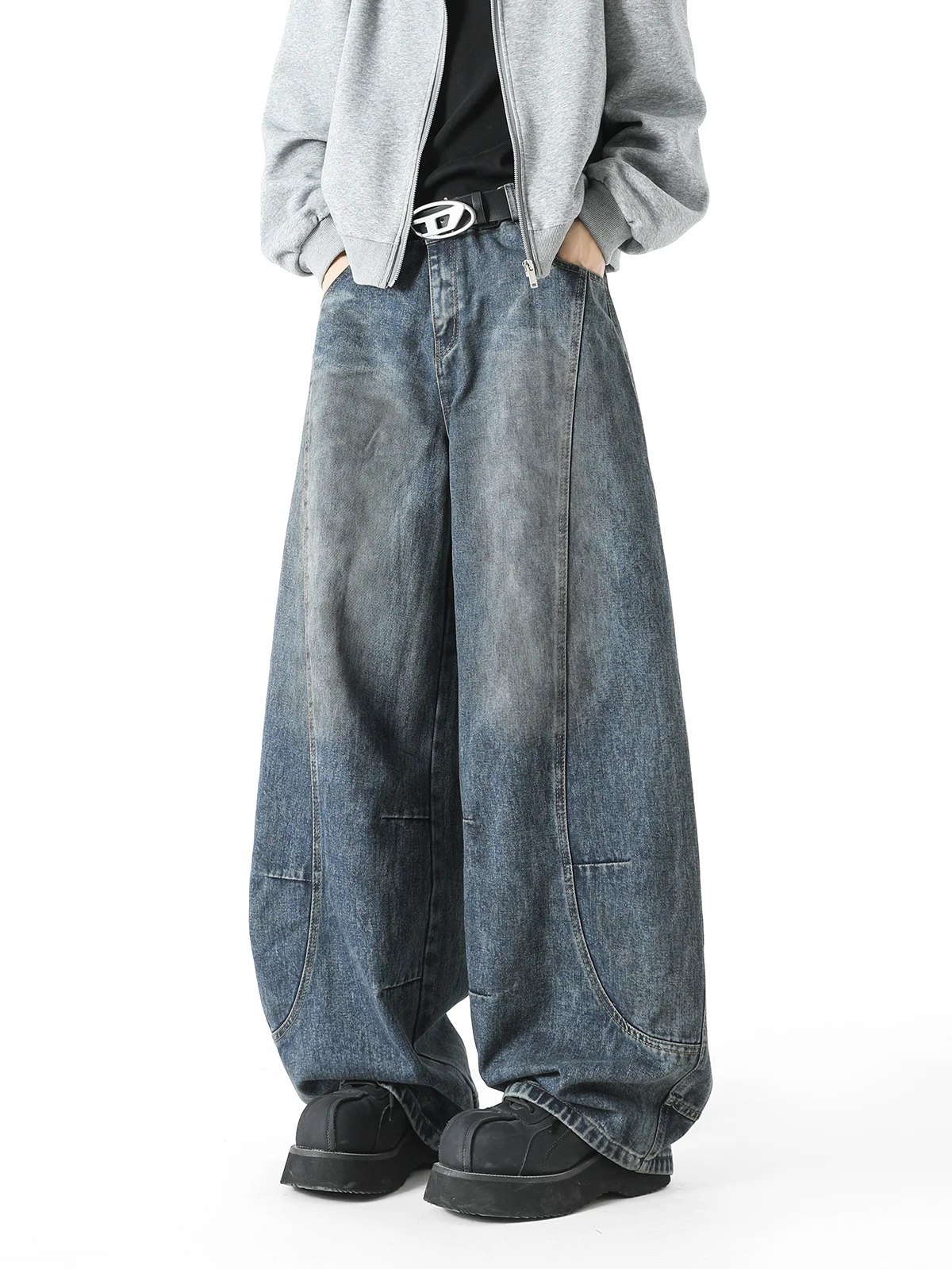 Мужские джинсы-багги в стиле ретро, прямые широкие брюки свободного кроя для весны и осени, модные уличные
Мужские джинсы-багги в стиле ретро, прямые широкие брюки свободного кроя для весны и осени, модные уличные