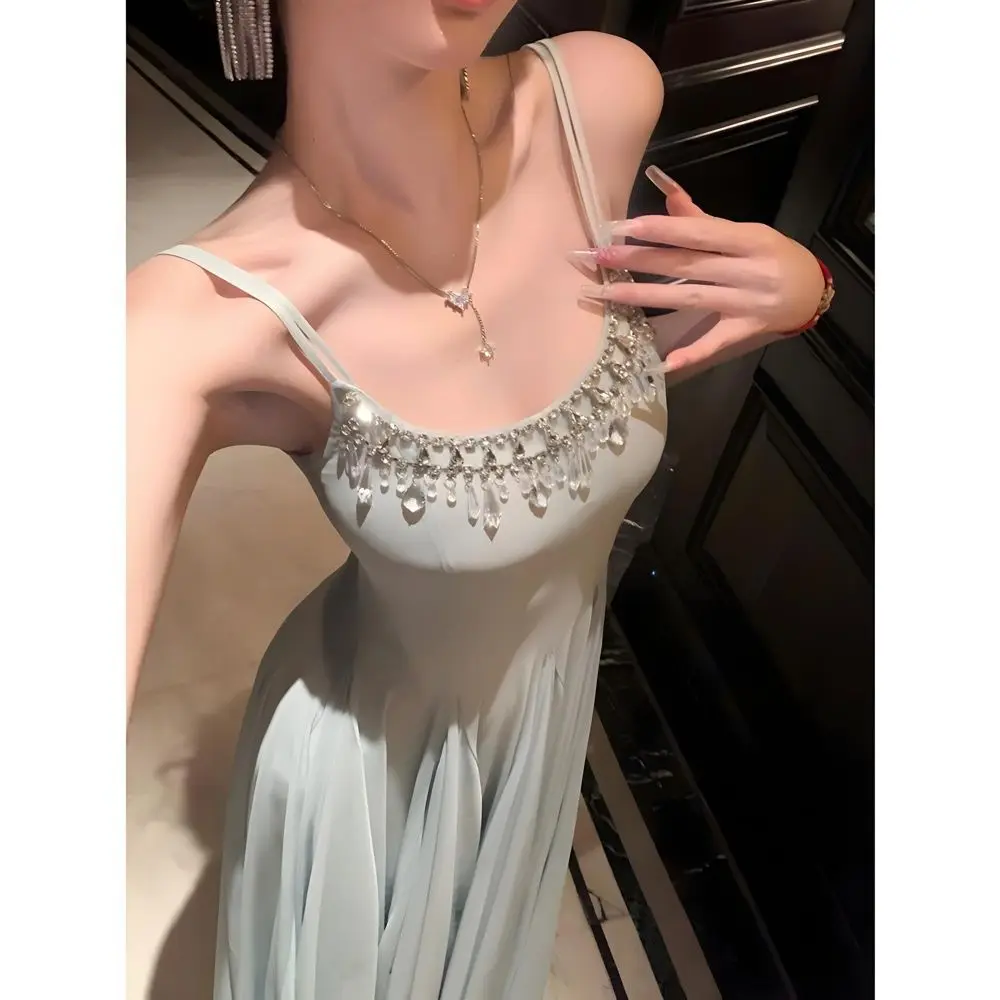 2026 New French Style Rhinestone Halter Dress Women Summer Mesh Slim Waist Elegant Swing Long Dress
2026 New French Style Rhinestone Halter Dress Women Summer Mesh Slim Waist Elegant Swing Long Dress