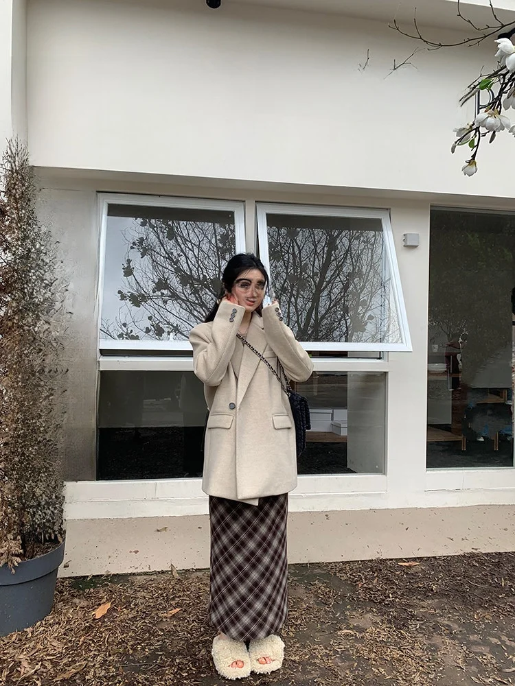 Юбка YOKLASS2024 весна-лето, прямая, в клетку, коричневая, с разрезом, высокая талия, в корейском стиле, для офиса, в горошек
Юбка YOKLASS2024 весна-лето, прямая, в клетку, коричневая, с разрезом, высокая талия, в корейском стиле, для офиса, в горошек