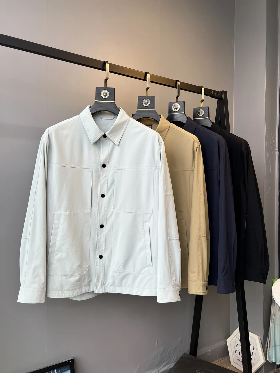 Men's Casual Business Style Long Sleeve Shirt Jacket with Pocket Striped Pattern Breathable Comfortable Polyester Blend
Men's Casual Business Style Long Sleeve Shirt Jacket with Pocket Striped Pattern Breathable Comfortable Polyester Blend